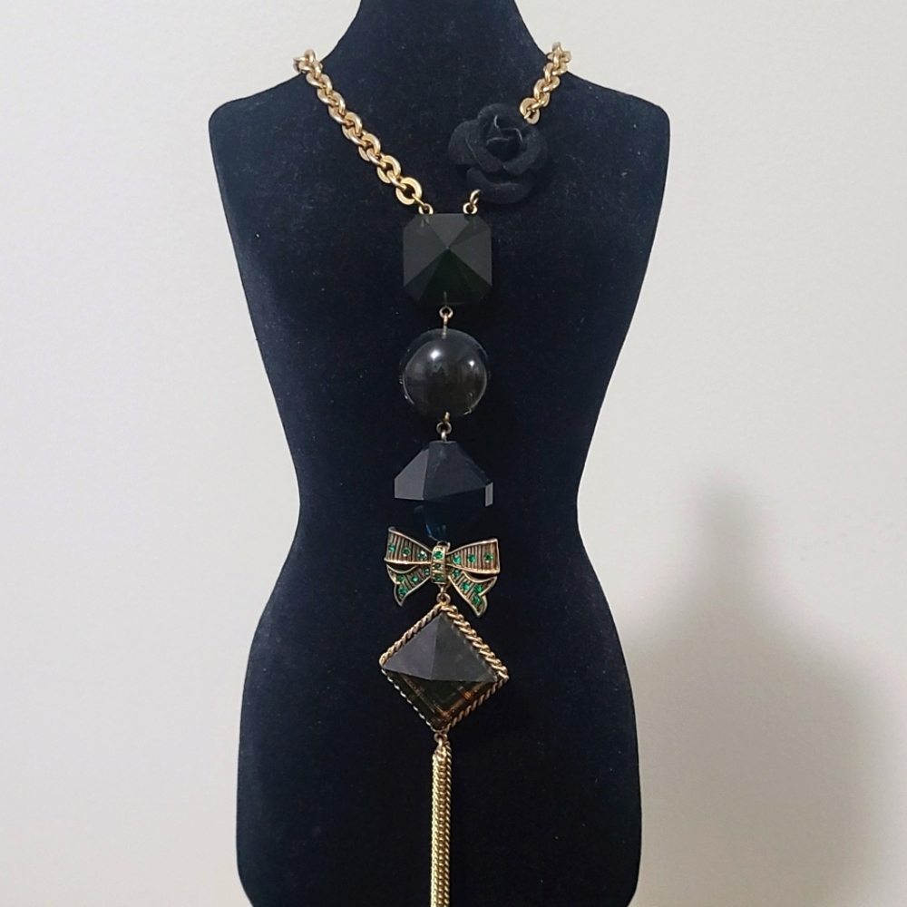 BJ Vintage Green Plaid & Blue Lucite Charm Necklace
